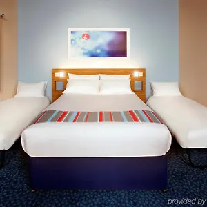 https://travelodge-london-city-airport-e16-2bz.brighton-hotels-england.com